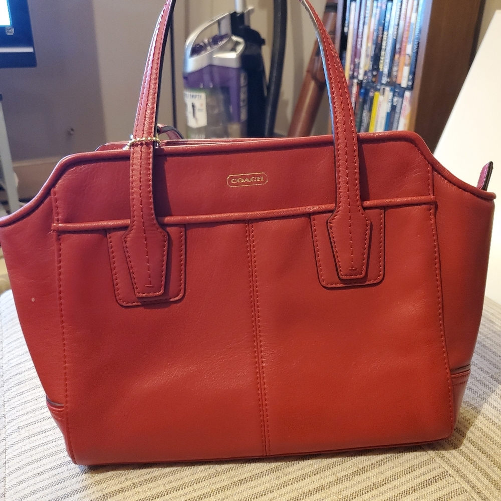 A new coach purse nwt